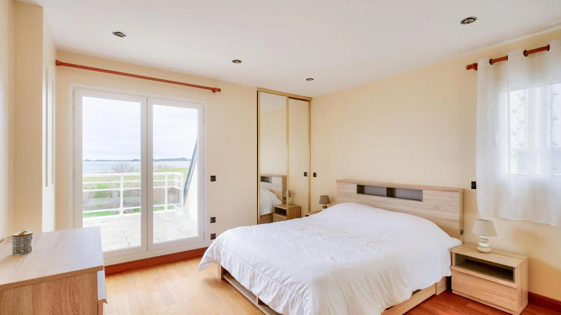 Grande Maison Vue Mer Au Guilvinec Casa de Férias